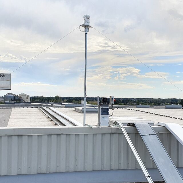 Serviphar001_C Lazertrac roof Laser Installation - Bird Control Solutions